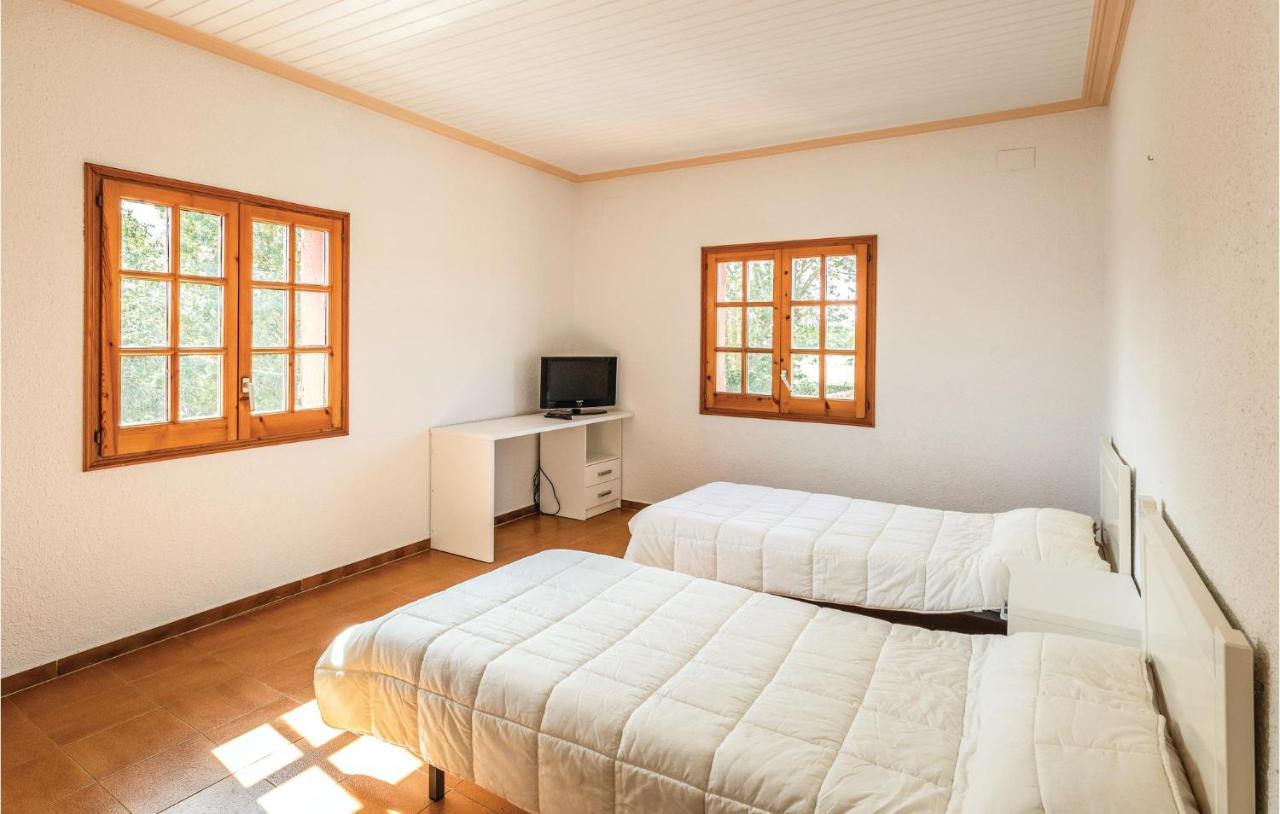 8 Bedroom Amazing Home In Riudellots 里乌德洛茨·德拉塞尔 外观 照片